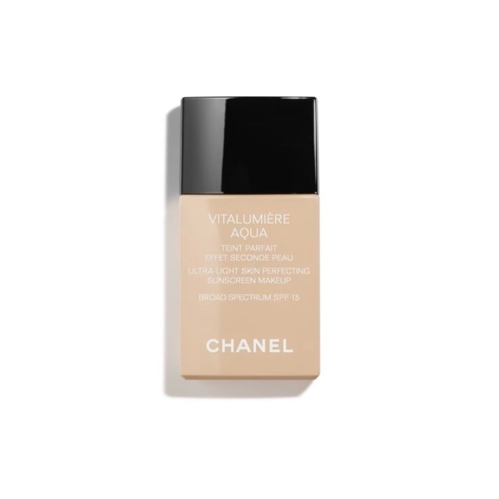Chanel VITALUMIÈRE AQUA Foundation-40 Beige